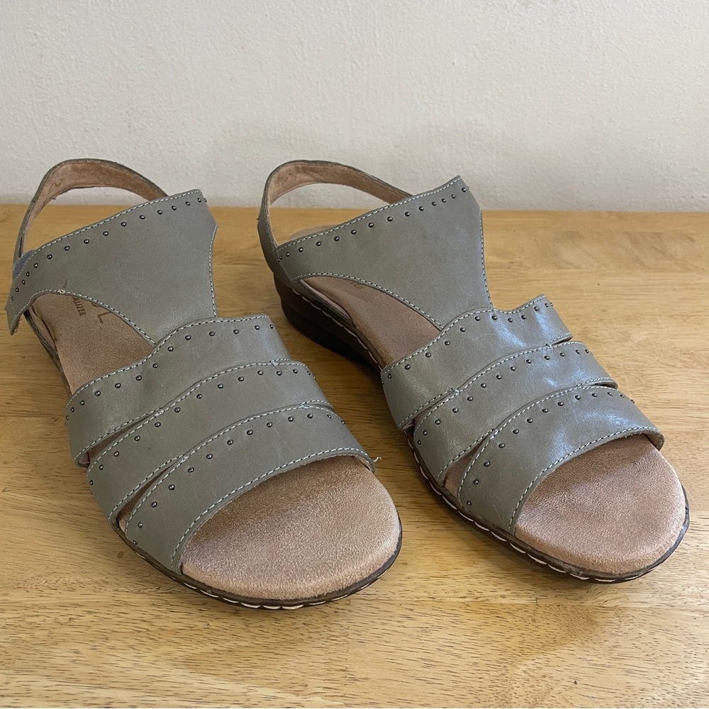 Soul Naturalizer Beacon Gray Memory Foam Sandals Size 10